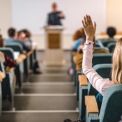 Yurtdışında burslu üniversite okumak isteyen Kayseri öğrencileri için başvuru süreci, burs seçenekleri ve avantajlar hakkında detaylı rehber